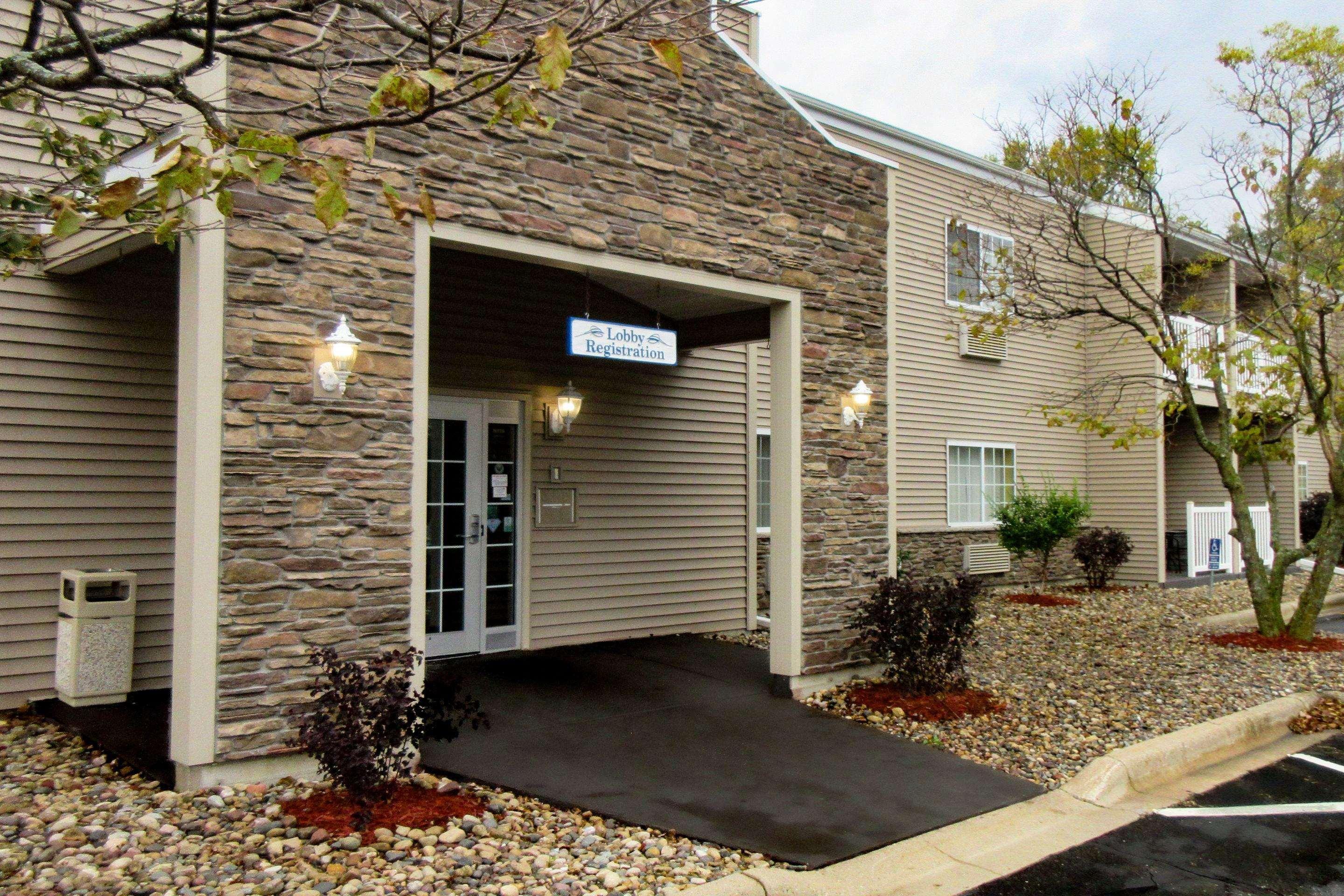 Quality Inn & Suites Red Wing Exterior photo